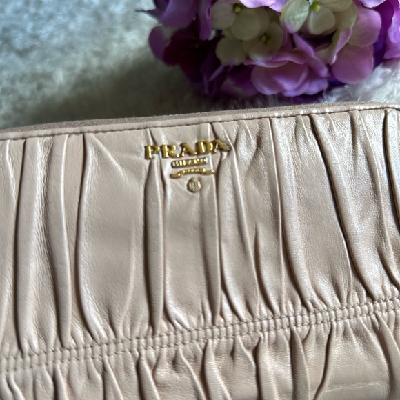 Prada zippy round wallet - Picture 8 of 9